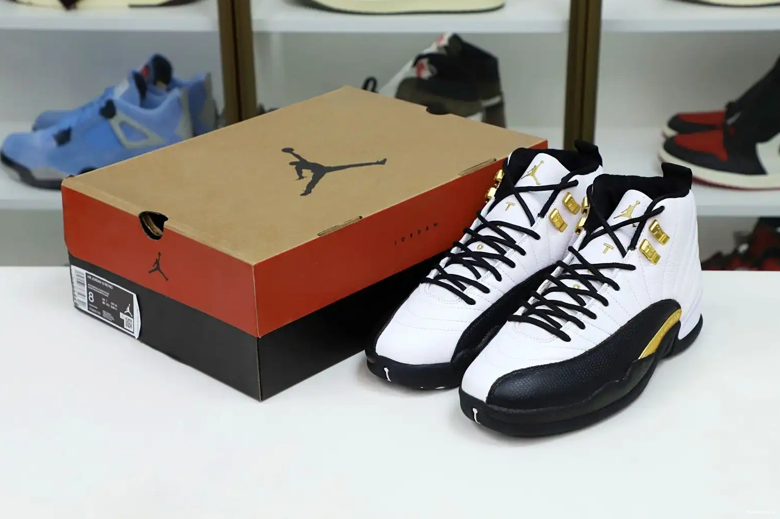JORDAN Kimikick 12 'ROYALTY' RETRO AIR 0605